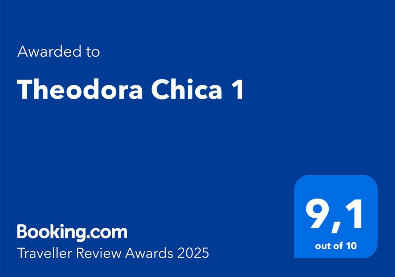 Theodora Chica 1 Villa Málaga Dış mekan fotoğraf