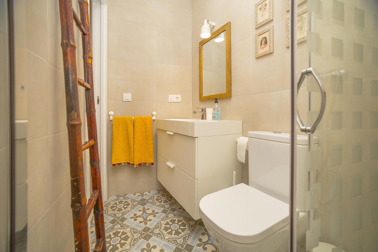 Theodora Chica 1 Villa Málaga Dış mekan fotoğraf