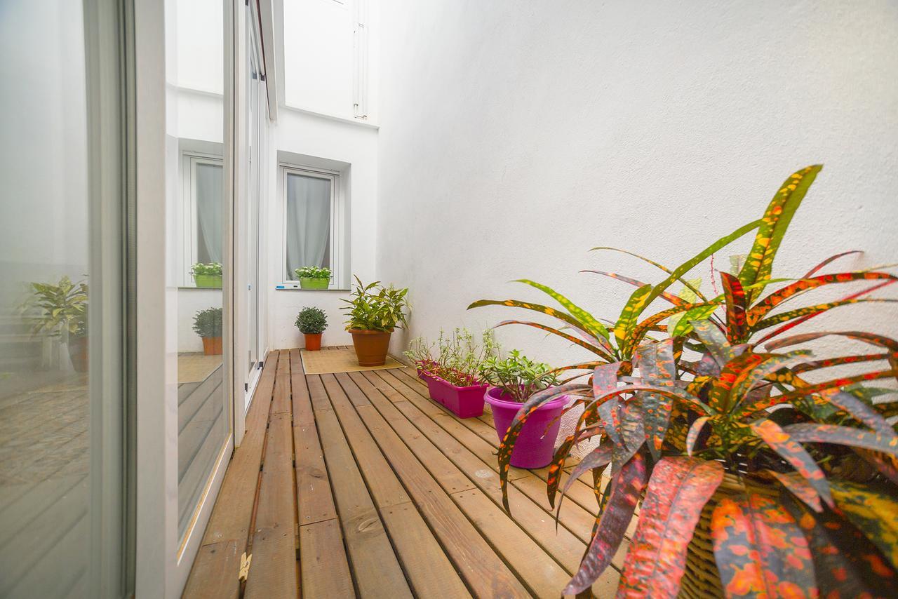 Theodora Chica 1 Villa Málaga Dış mekan fotoğraf